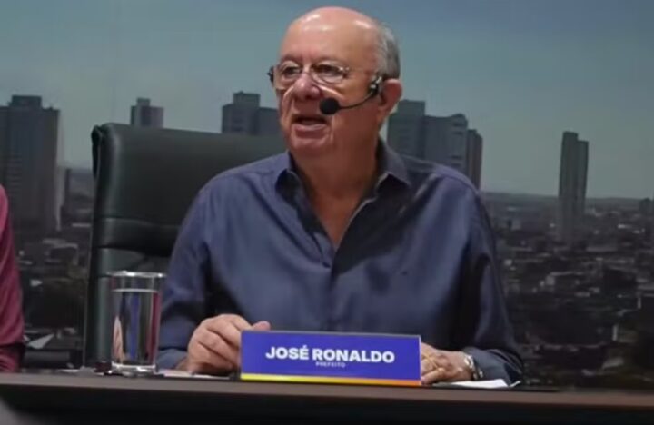 Prefeito de Feira desiste de contratar Bell Marques para Micareta 2026 após aumento de cachê