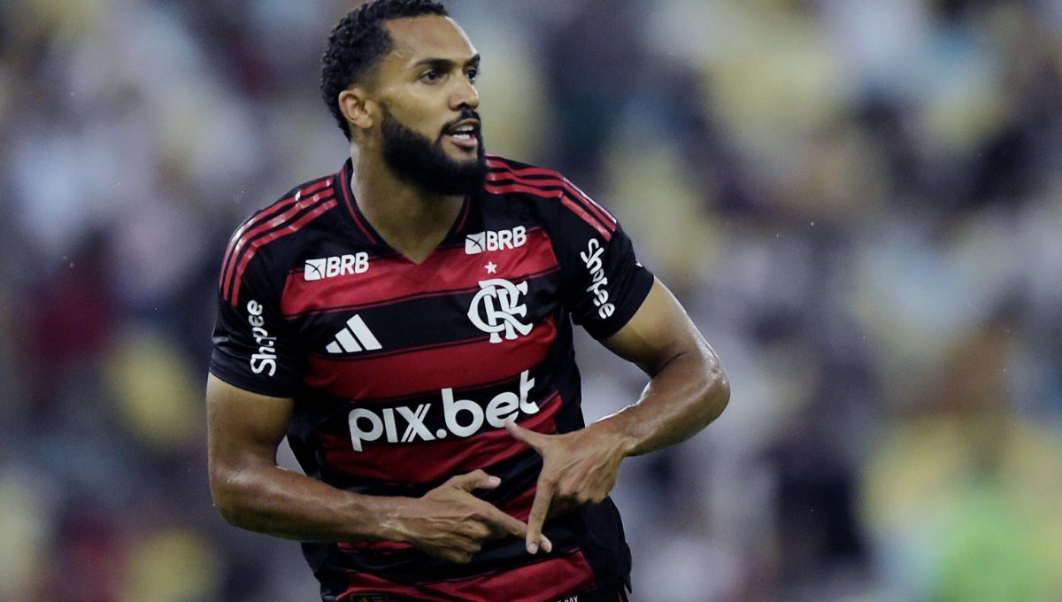 Flamengo encaminha venda de Juninho ao Pumas por 5 milhões de euros