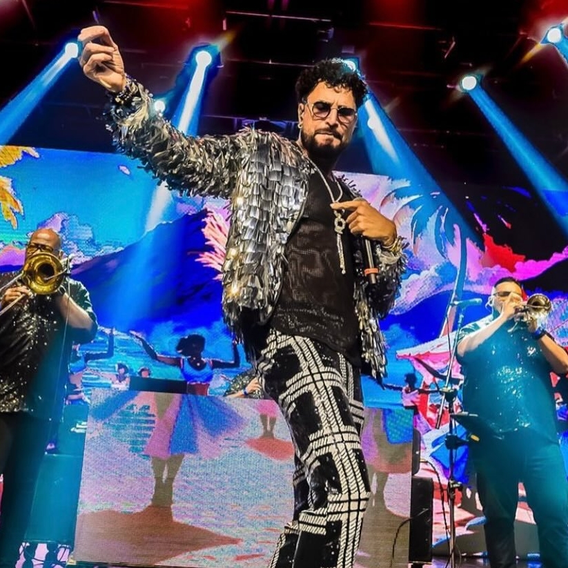 Após polêmica com Zezé, SBT anuncia especial de fim de ano com Latino