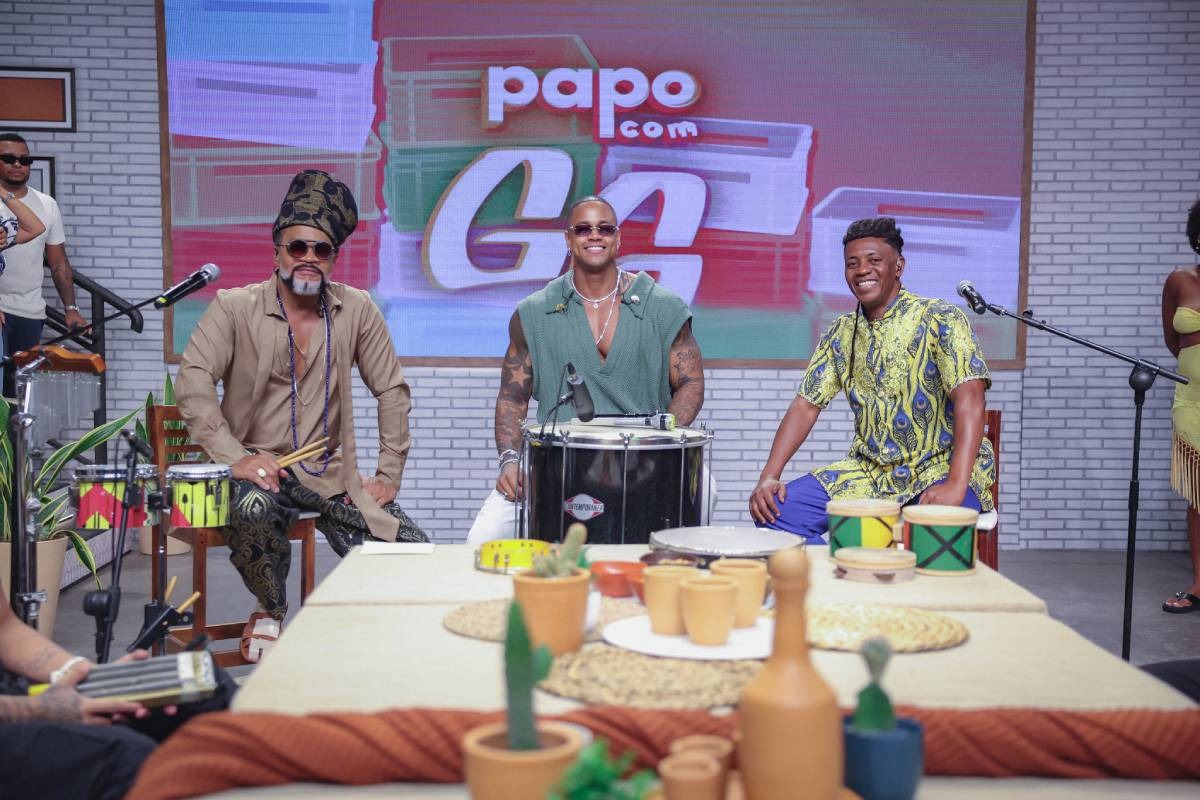 Papo com o GG: Léo Santana faz estreia como apresentador e recebe Carlinhos Brown