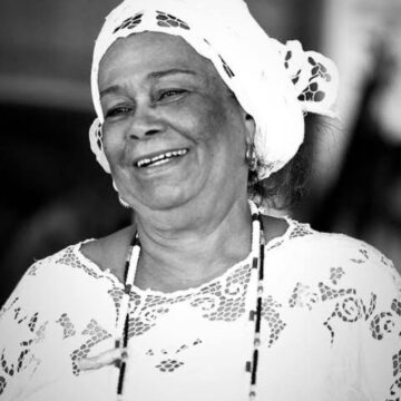 Bahia decreta luto oficial de três dias pela morte de Mãe Carmen