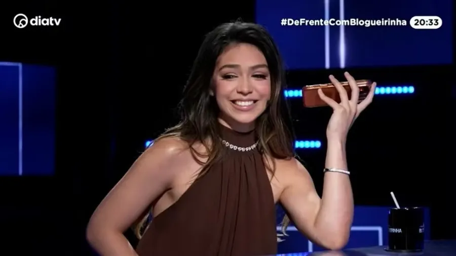 Melody comenta exclusão de feat com Anitta e diz: “Não me arrependo de nada”