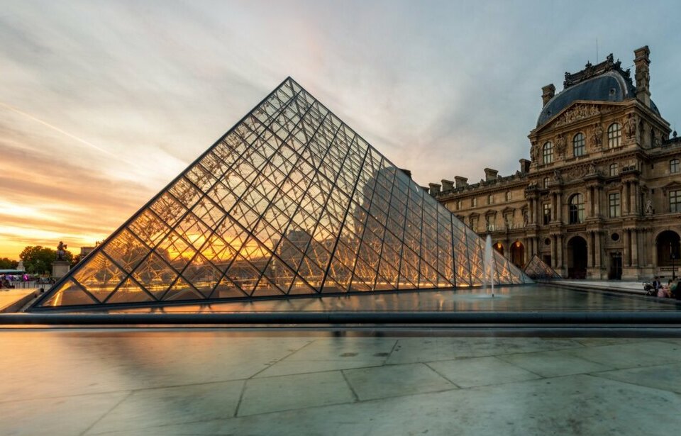 Ingressos para visitar o Museu do Louvre ficarão mais caros a partir de 2026