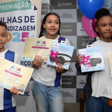 Premiação AVA Inteligente Salvador reconhece estudantes e professores da rede municipal