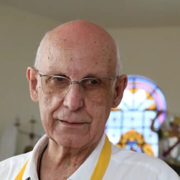 Igreja determina que padre Júlio Lancellotti suspenda transmissão de missas na internet