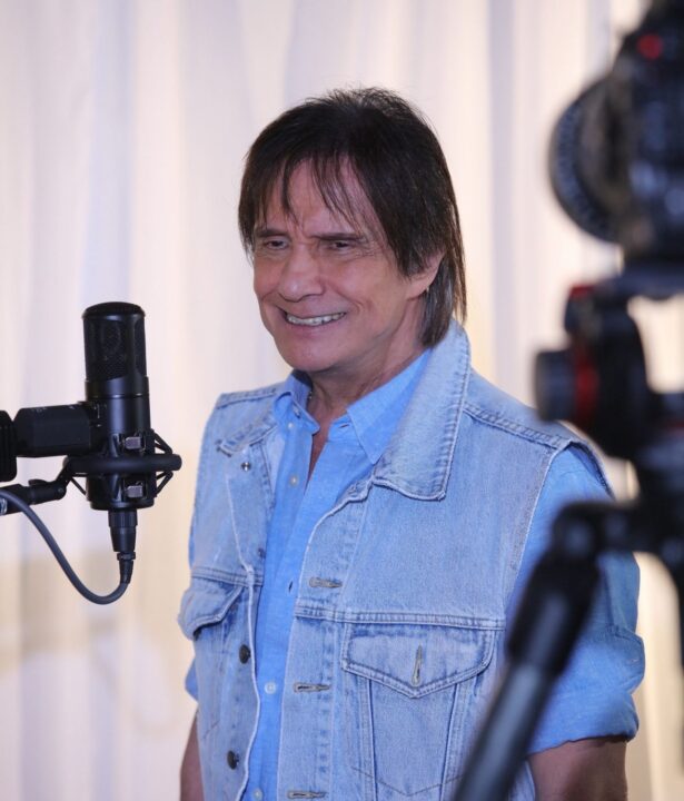 Show de Roberto Carlos em Salvador terá 50 mil lugares gratuitos e 3 mil cadeiras de camarote