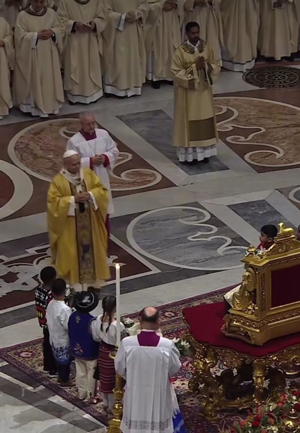 Papa Leão XIV celebra primeira Missa do Galo e destaca: “O Natal do Senhor é o Natal da Paz”