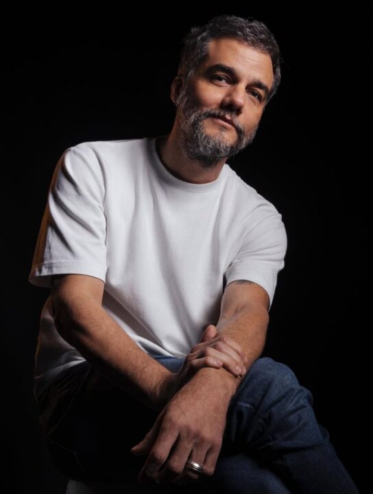 Um pouco de Bahia: Wagner Moura vem a Salvador para festas de fim de ano