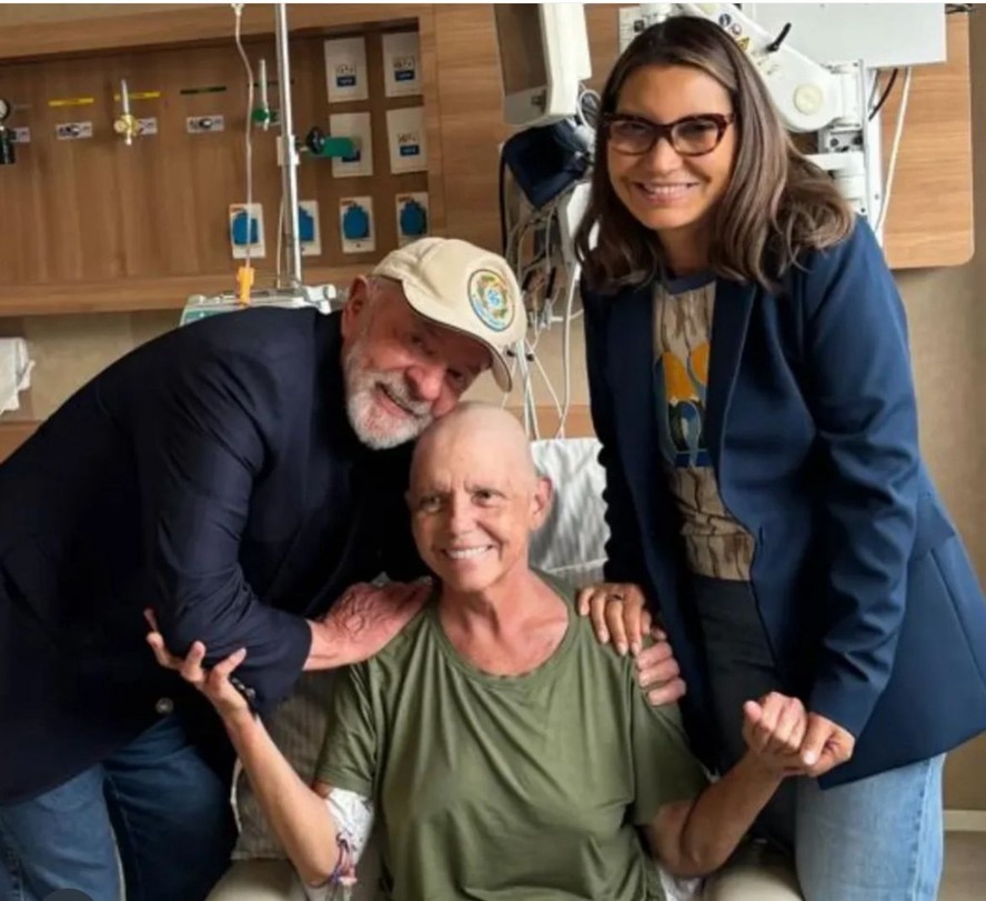 Em tratamento contra câncer, Roseana Sarney recebe visita de Lula e Janja