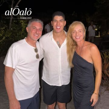 Zé Vaqueiro se apresenta em festa de Angélica e Luciano Huck em Trancoso