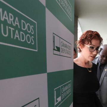 Corte da Itália julga extradição de Carla Zambelli nesta terça-feira (20)