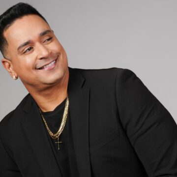 Xanddy é internado com gastroenterite infecciosa em Salvador e show no Rio é assumido por Belo