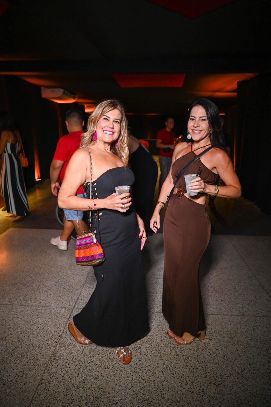 Adriana Mathias e Carol Pires