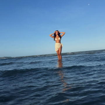 Sophie Charlotte abre álbum de fotos do réveillon em Cumuruxatiba