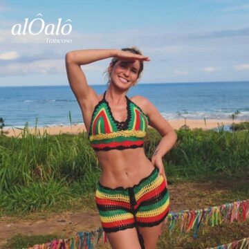 Recém-solteira, Lívia Andrade abre álbum de fotos em Trancoso: ‘Aqui a magia acontece’