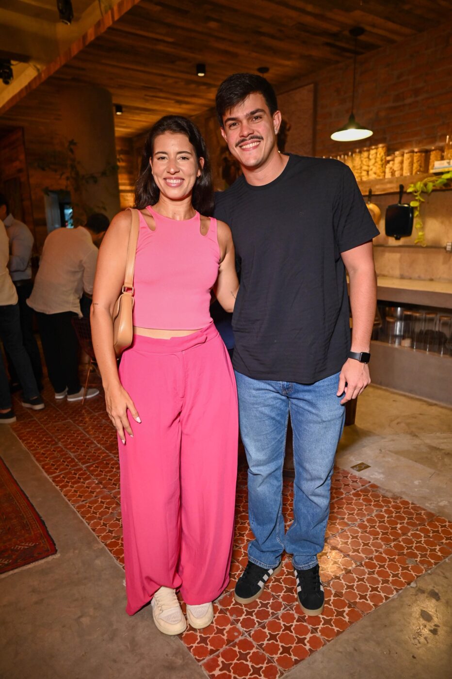 Anais Mattos e Tito Canário