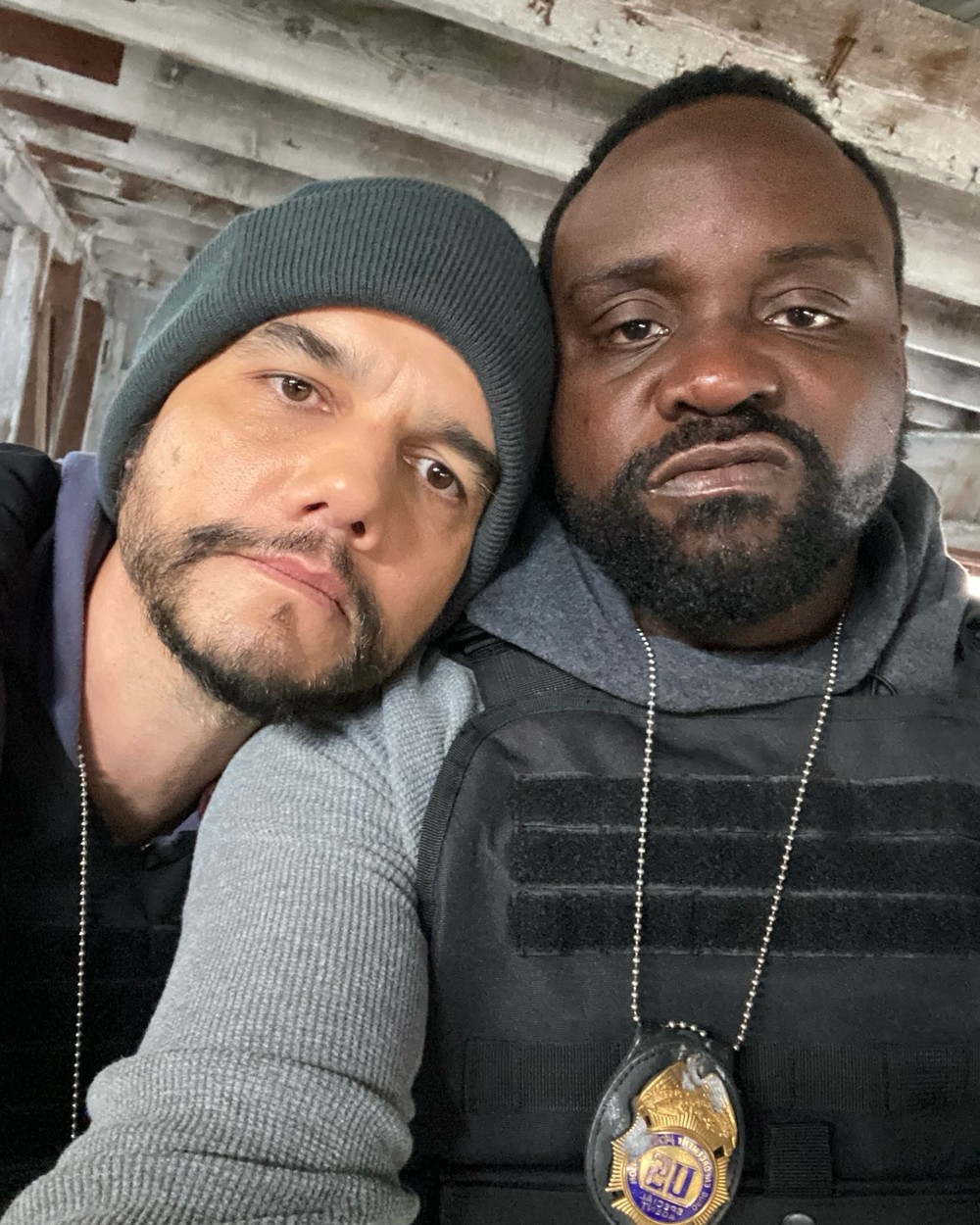 Parceiro de Wagner Moura em ‘Ladrões de Drogas’ celebra a vitória do baiano no Globo de Ouro: “Uma lenda”