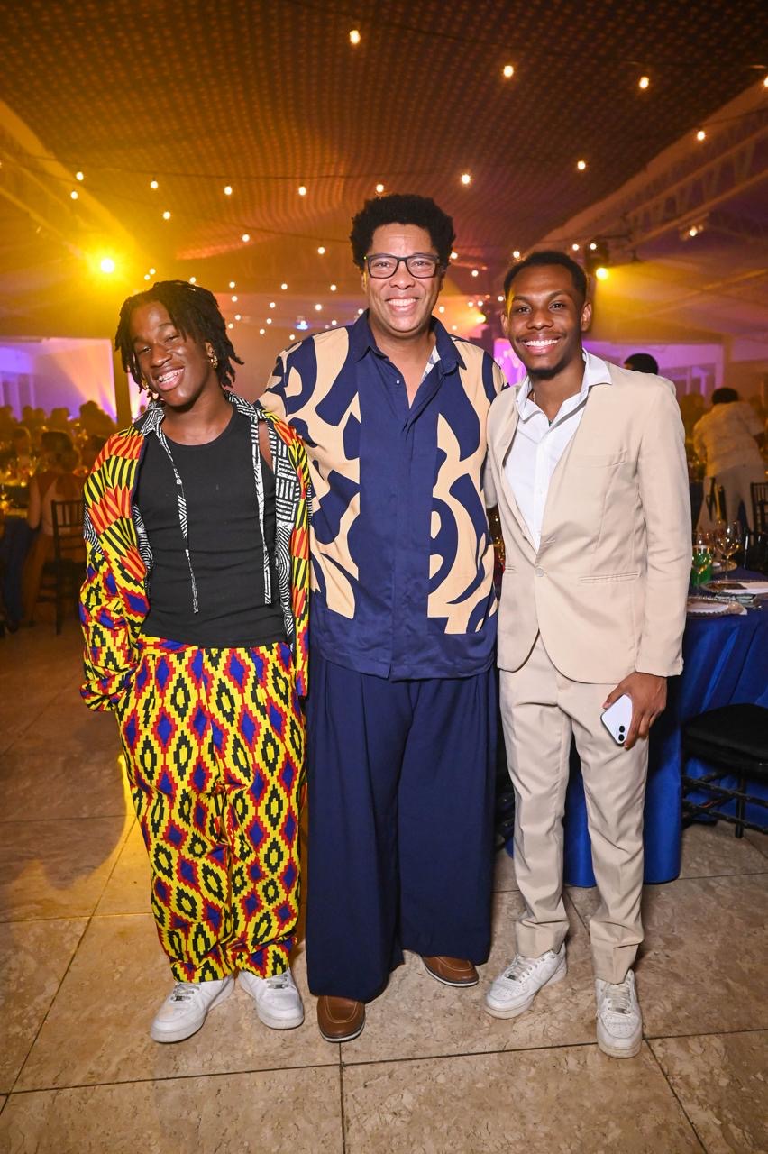 Alade Koman, Elisio Lopes e Bernardo Silva