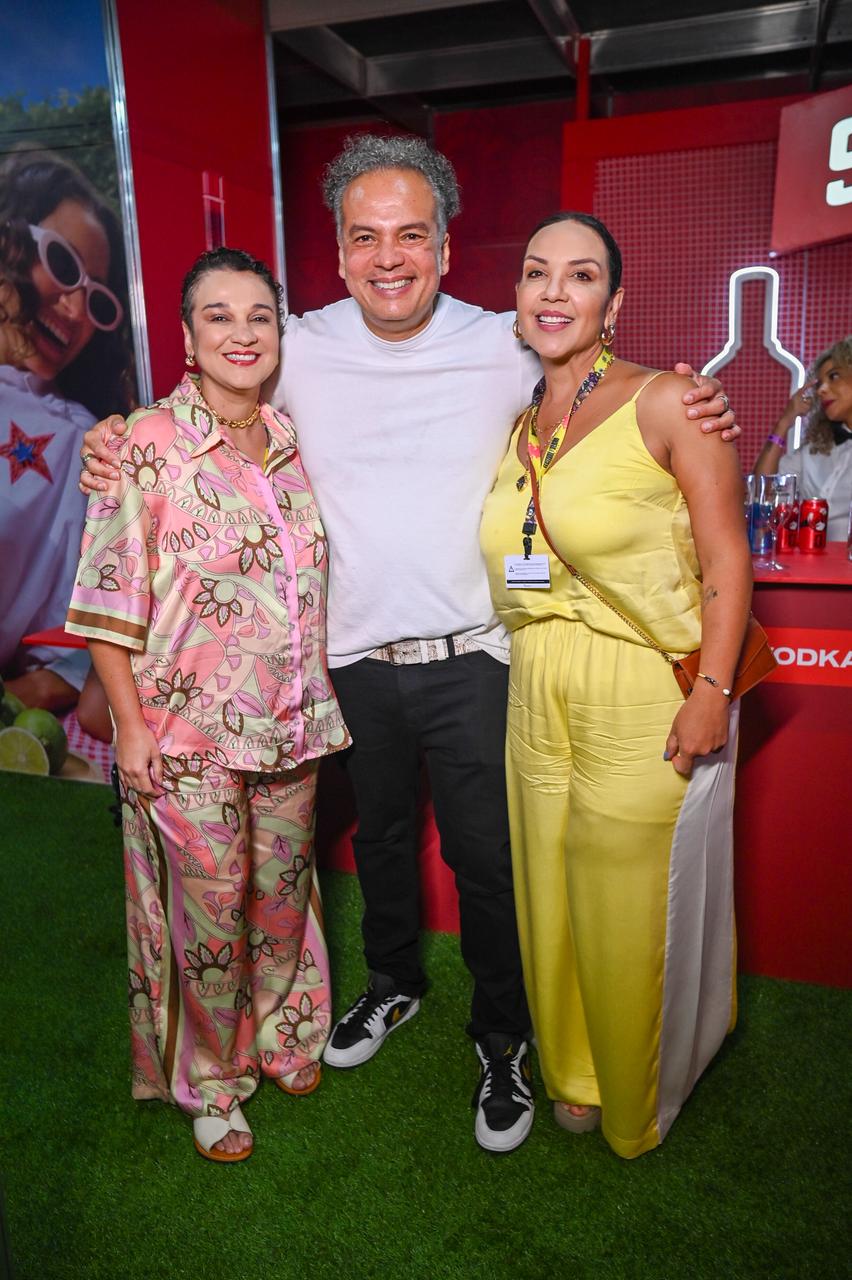 Tarciana Medeiros, Zé Ricardo e Danielle Gusmão