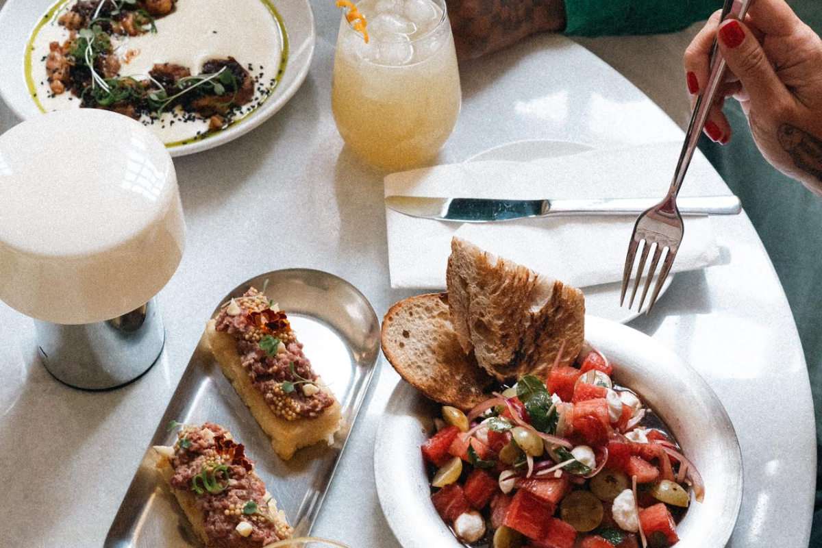 Restaurante no Rio Vermelho retoma café da manhã especial para a Festa de Iemanjá