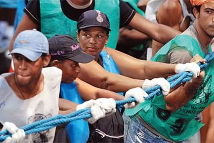 Carnaval na Bahia abre 500 vagas para cordeiro; veja remuneração