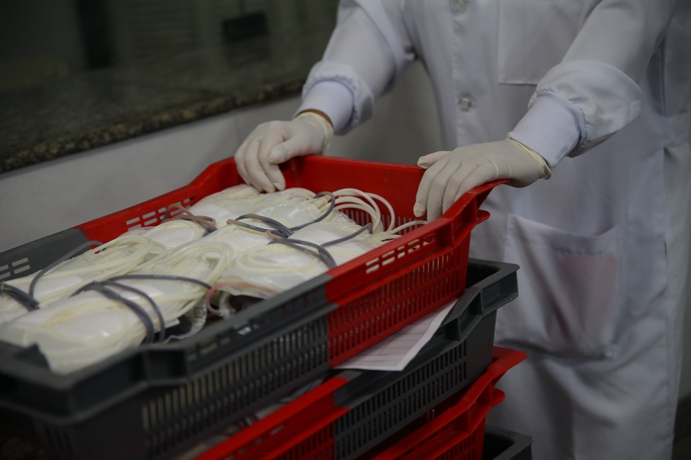 Hemoba alerta para estoques críticos no início do ano e convoca doadores; saiba como e onde doar