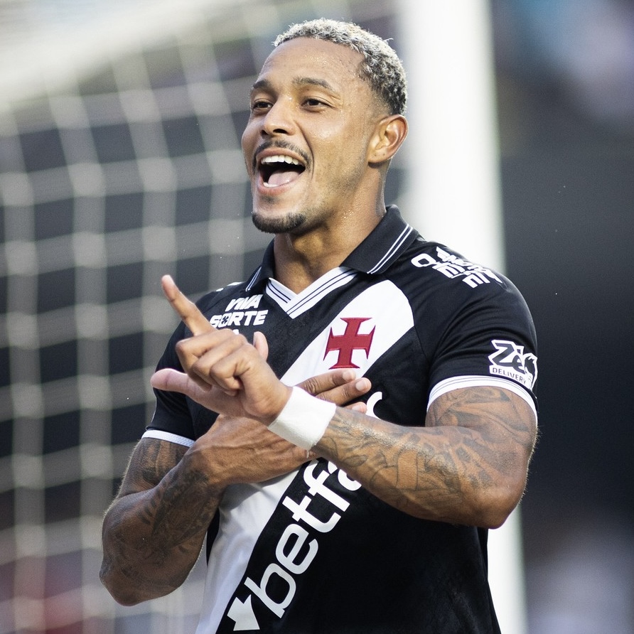 De volta pra casa! Vitória avança para repatriar atacante David em acordo definitivo com Vasco