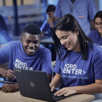 Ford abre 80 vagas gratuitas para curso de programação em Salvador com bolsa-auxílio; saiba como se inscrever