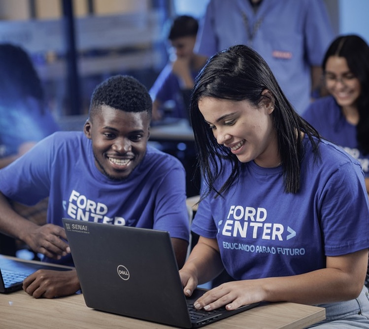 Ford abre 80 vagas gratuitas para curso de programação em Salvador com bolsa-auxílio; saiba como se inscrever