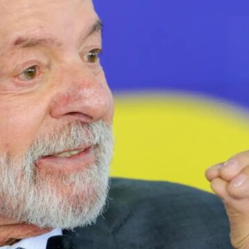 Presidente Lula passa bem após cirurgia de catarata e já tem data para retomar atividades