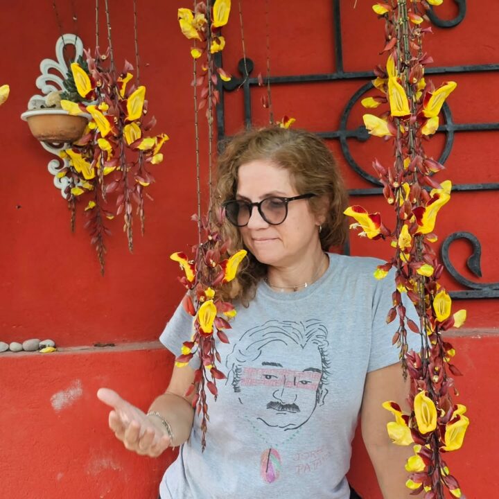 Neta de Jorge Amado lança livro infantil em Salvador