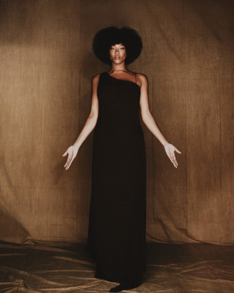 É da Bahia: Luedji Luna é eleita artista do ano pela APCA