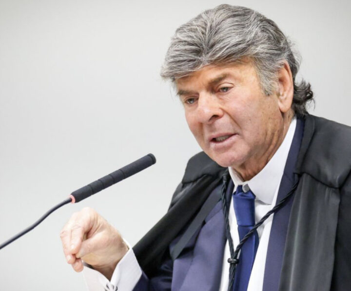 Ministro Luiz Fux, do STF, é diagnosticado com pneumonia dupla