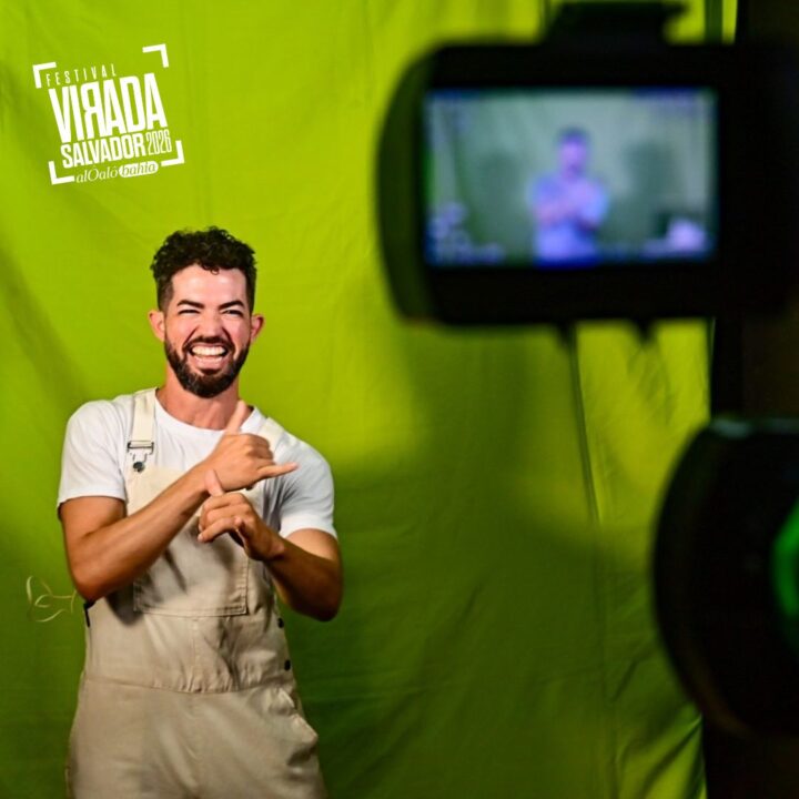 Intérpretes de Libras garantem acessibilidade no Festival Virada Salvador