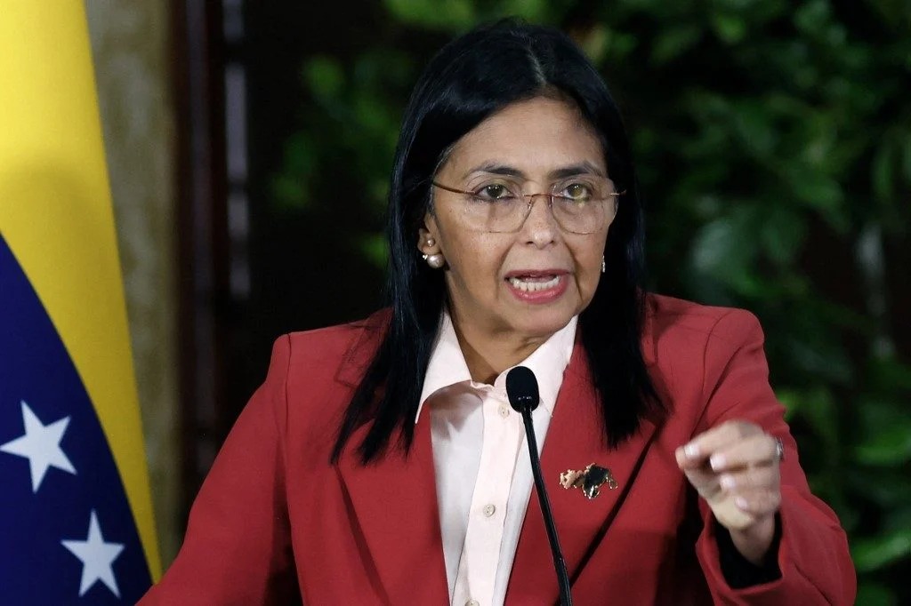 Delcy Rodríguez toma posse como presidente interina da Venezuela