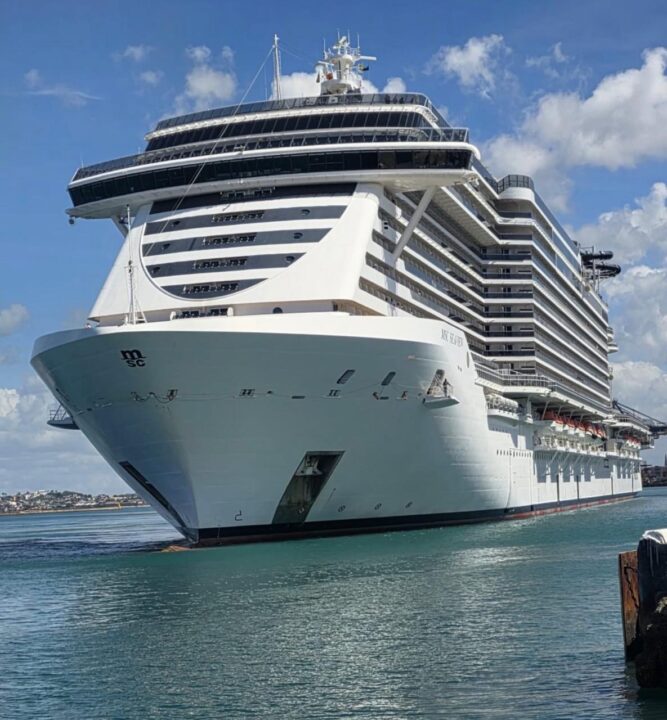 Primeiro cruzeiro de 2026 chega a Salvador com mais de 5 mil turistas