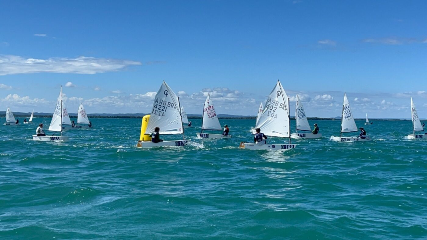 Itaparica sedia principal competição de vela de base do país e impulsiona turismo náutico