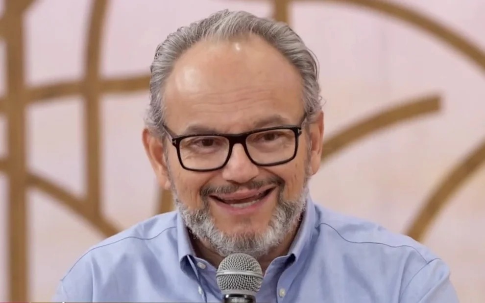 Ernesto Paglia assume apresentação do Roda Viva após saída de Vera Magalhães