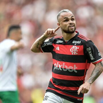 Michael não abre mão de valores devidos pelo Flamengo para se transferir ao Santos