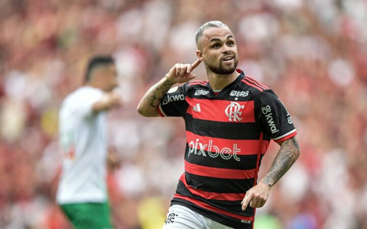 Michael não abre mão de valores devidos pelo Flamengo para se transferir ao Santos
