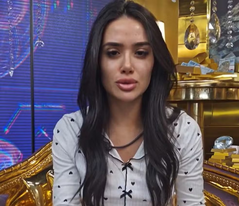 Como era o rosto de Jordana antes do BBB 26? Veja fotos e perceba a transformação