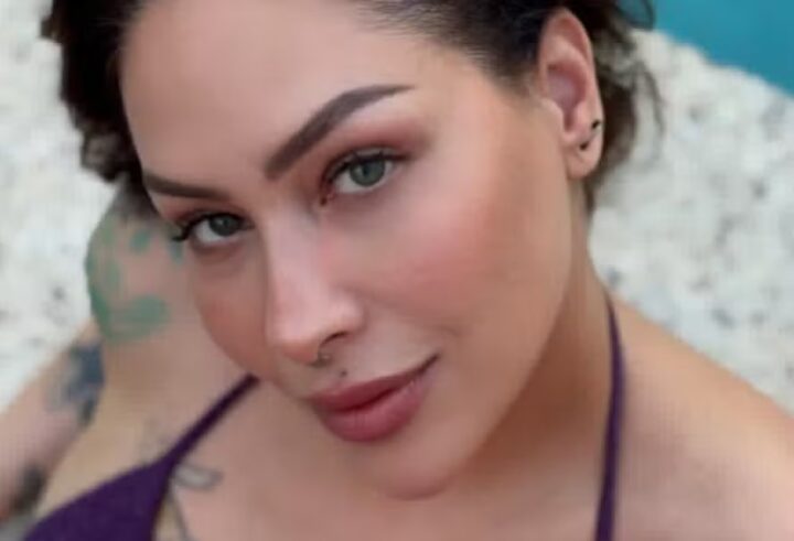 Pitty posa de biquíni na piscina e tira o fôlego de seguidores: ‘Monumento’