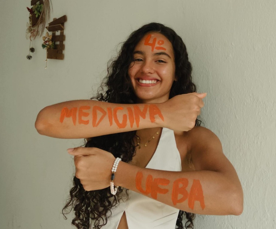 Da zona rural para a Ufba: estudante de vila com mil habitantes é aprovada em 4º lugar em Medicina