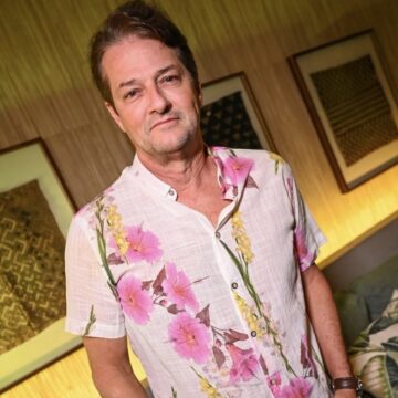 Em esquenta do Festival de Verão, Marcelo Serrado declara amor a Salvador e elogia evento: ‘Maravilhoso’