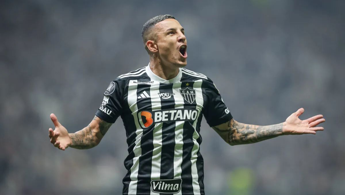 Fluminense fecha com Guilherme Arana e aguarda lateral no Rio para exames