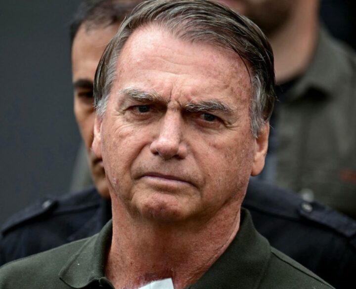 Moraes determina transferência de Bolsonaro para Papudinha