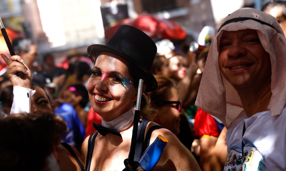 Carnaval não oficial abre a temporada de pré-folia neste domingo no Rio