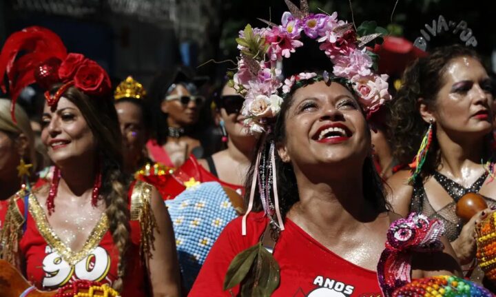 Rio de Janeiro dá início ao Carnaval de Rua 2026 neste fim de semana