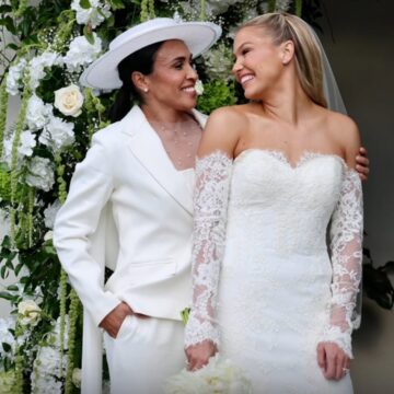 Marta se casa com Carrie Lawrence nos Estados Unidos; veja imagens