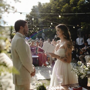 Jornalista Mari Palma se casa com humorista Osmar Campbell